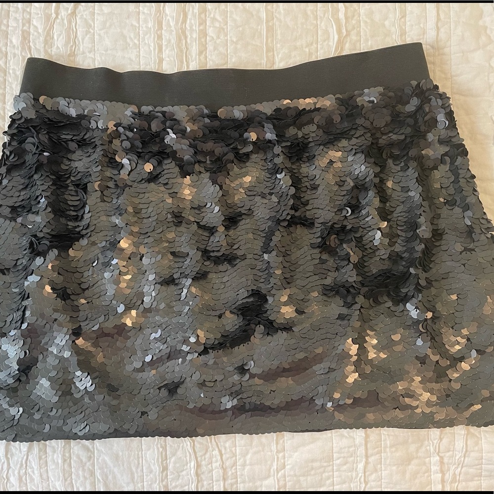 Great condition BCBG mini sequined mini skirt.